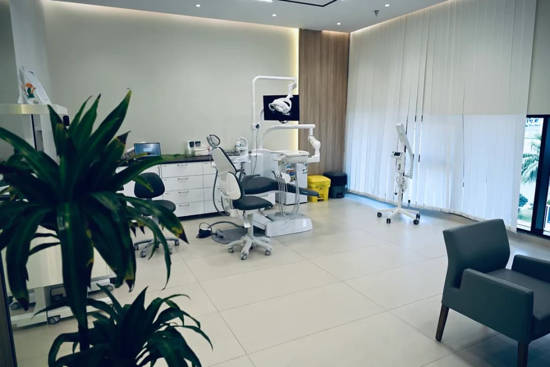 عيادات طابة دنت لطب الأسنان بالمدينة المنورة - فرع العزيزية — صورة 4