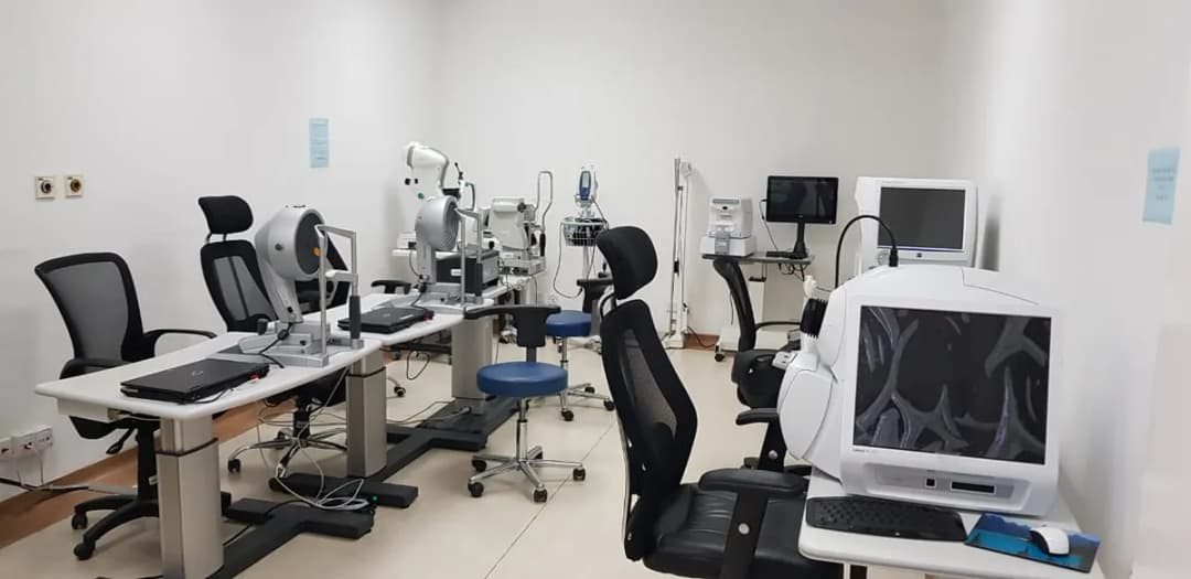 مركز بن رشد التخصصي للعيون Binrushd Medical Center Aseer — صورة 2