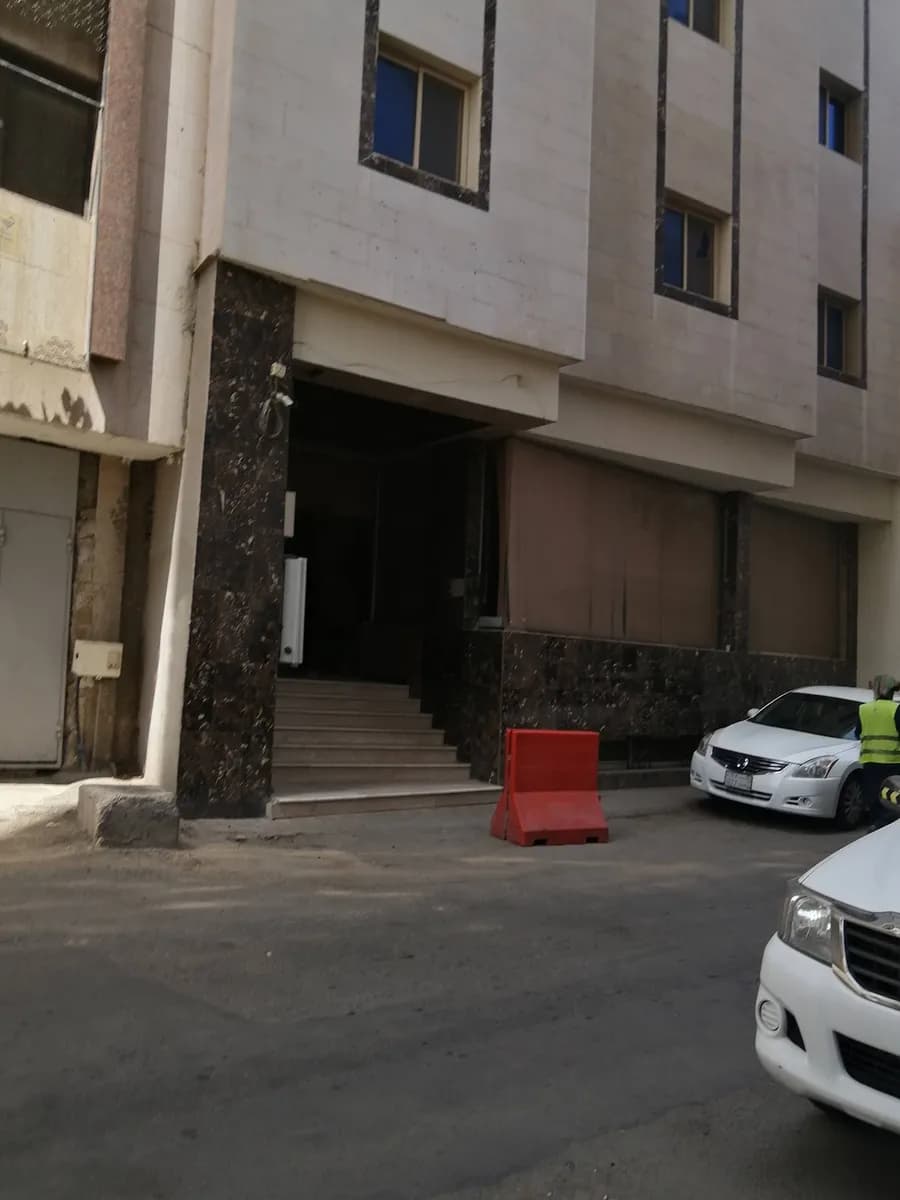 Dispensary Saifullah Jean — صورة 6