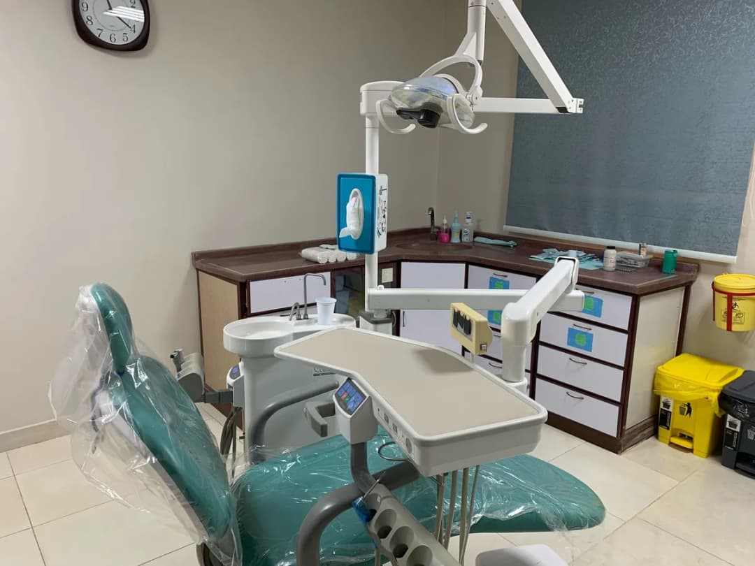 مجمع عيادات شعاع لطب وتقويم الأسنان والجلدية والتجميل — صورة 4
