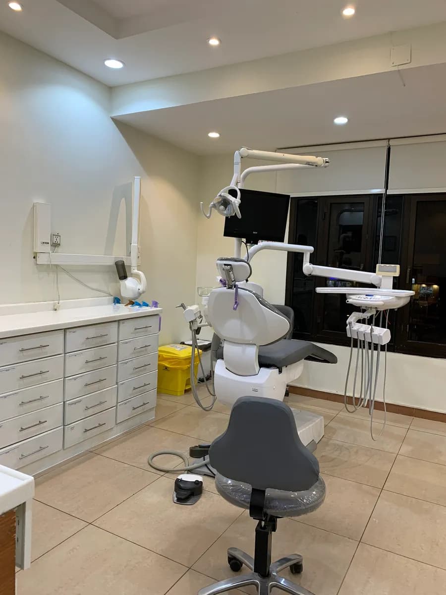 Clinics d. Zayed Dental — صورة 3