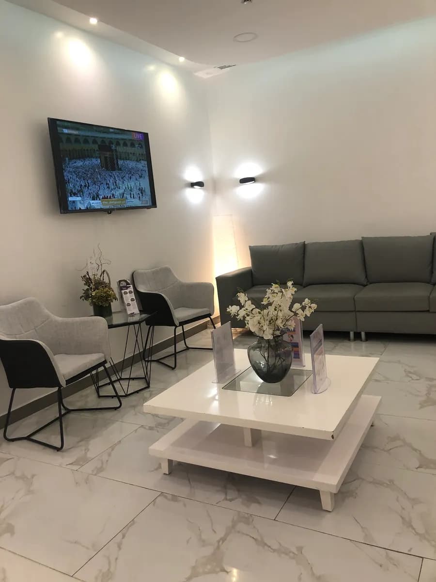 Sola Care Dental & Derma Clinics — صورة 6
