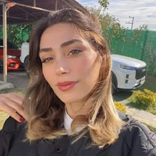 Fizyoterapist Yaren Gögyıldız — Physiotherapy & Rehabilitation in Istanbul