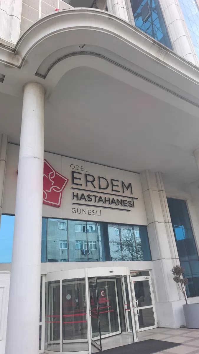 Op. Dr. Cem Kezer üroloji uzmanı