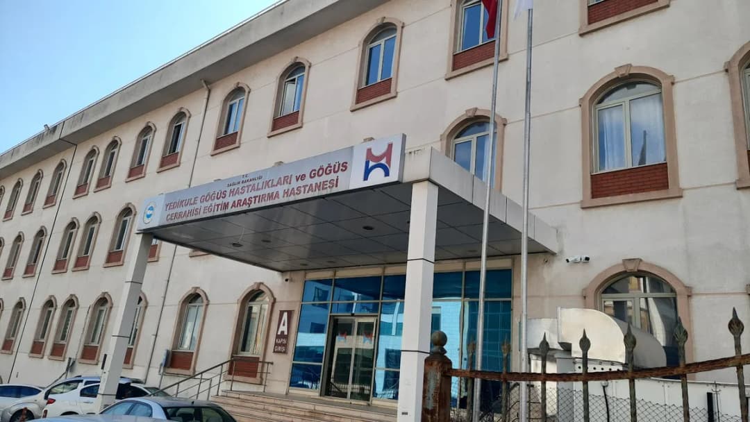 Yedikule Göğüs Hastalıkları Ve Göğüs Cerrahisi Eğitim Ve Araştırma Hastanesi Acil Servis Binası