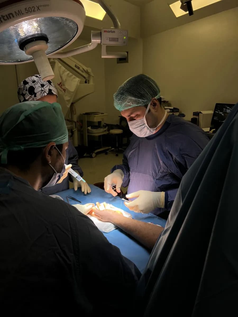 Op. Dr. Ömer Yonga- İstanbul Ortopedi ve Travmatoloji Doktoru