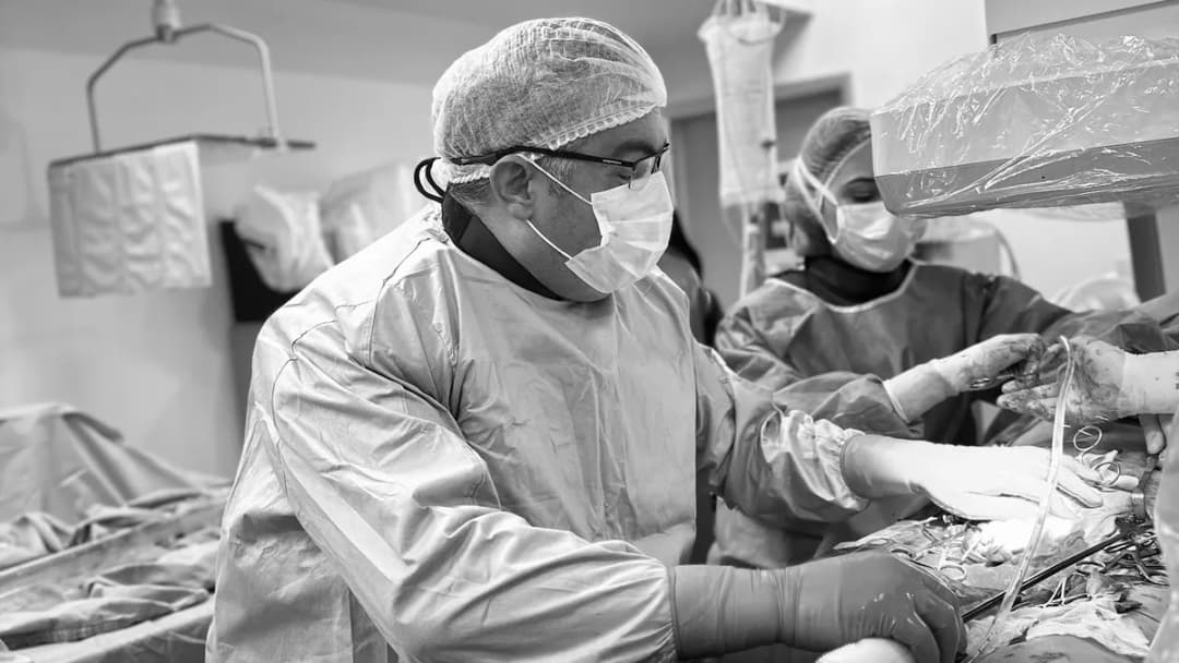 Kardiyolog Prof. Dr. Olcay Özveren