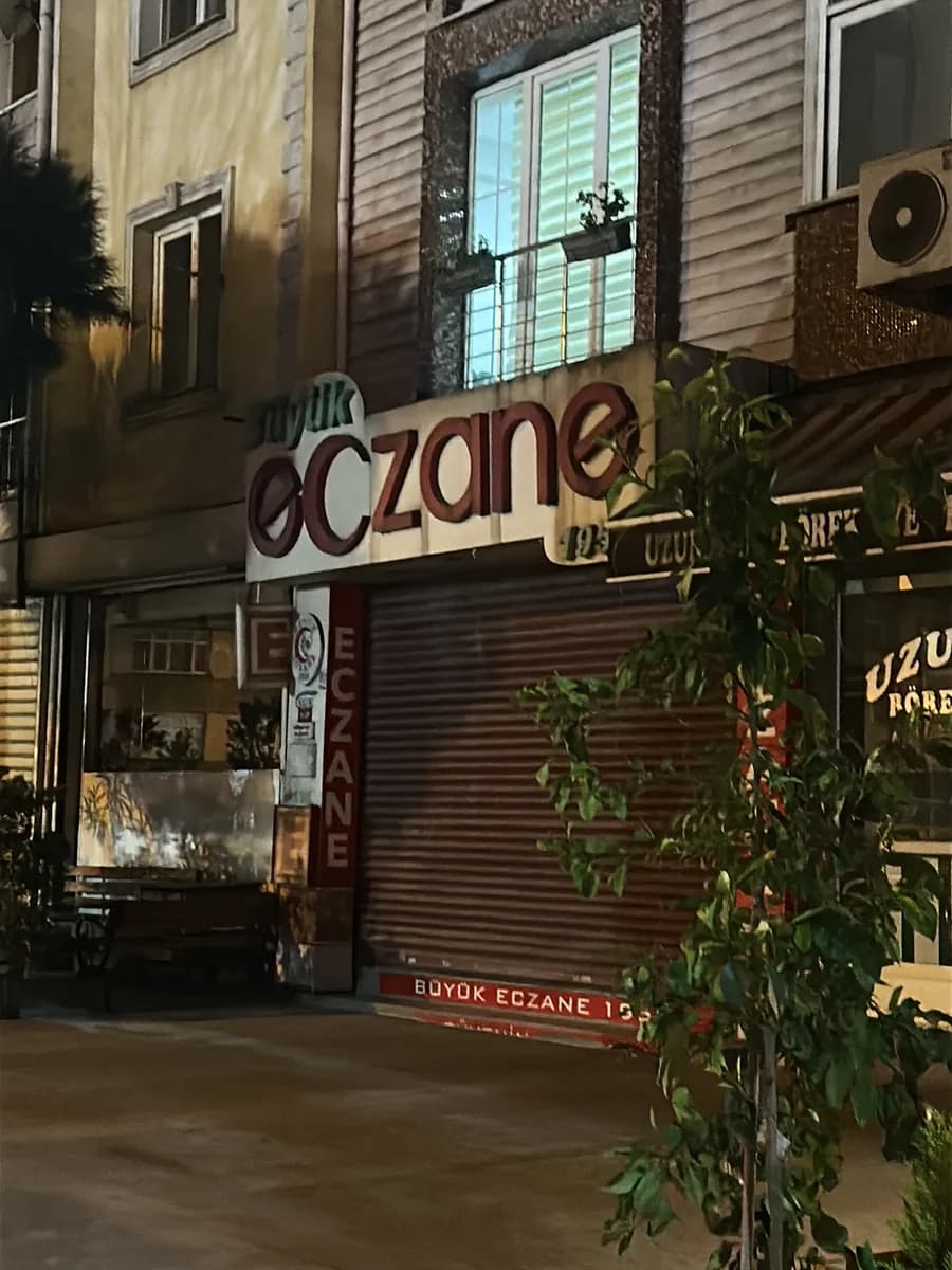Büyük Eczanesi