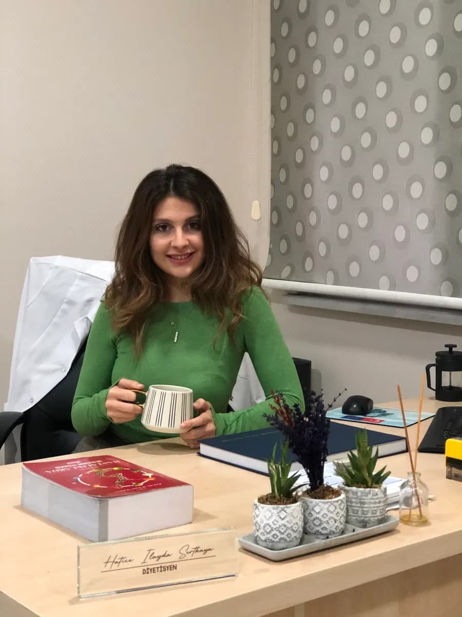 Diyetisyen Hatice İlayda Sertkaya — Nutrition & Dietetics in Istanbul