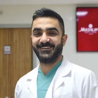 Doç. Dr. Yunus Öç — Orthopedics & Sports Medicine in Istanbul