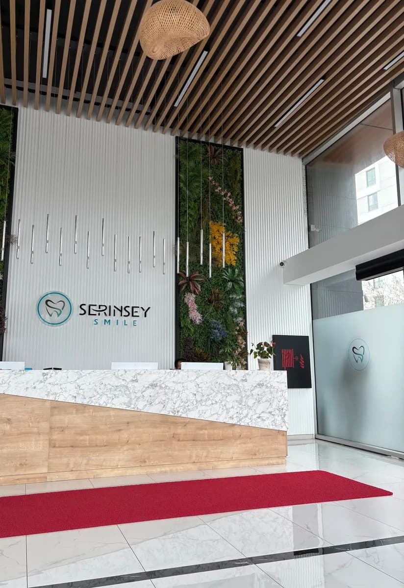 Serinsey Smile