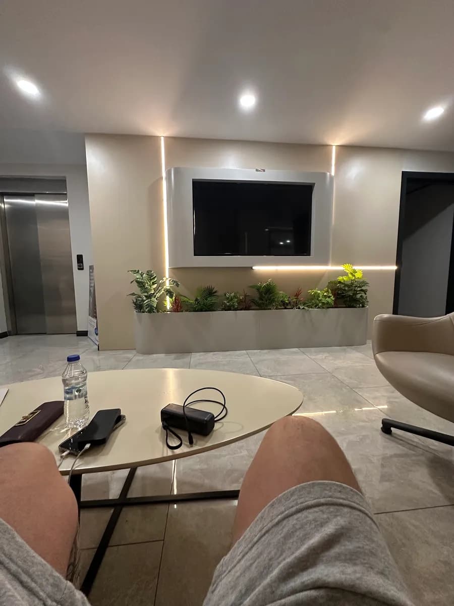 Mete Dental Clinic İstanbul ,Nöbetçi Diş