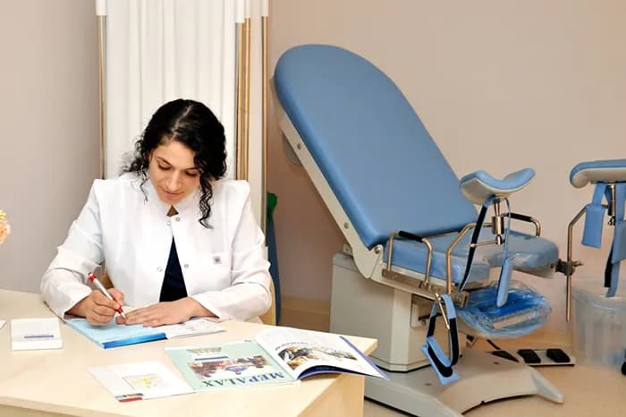 سقط جنین استانبول | Diba Clinic