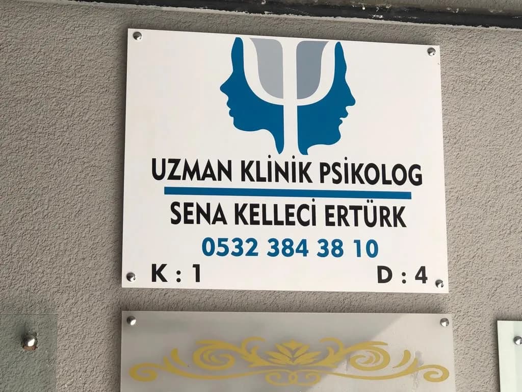 Uzman Klinik Psikolog Sena Kelleci — Mental Health & Psychology in Istanbul