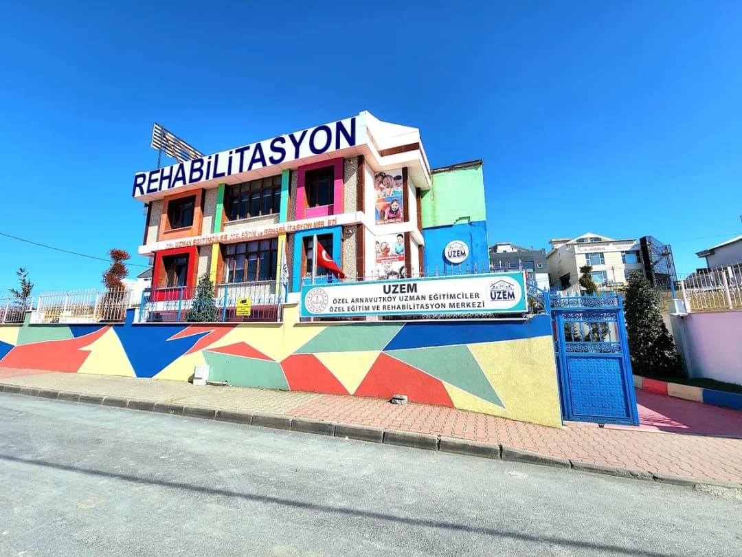 Özel Arnavutköy Uzman Eğitimciler Özel Eğitim Ve Rehabilitasyon Merkezi