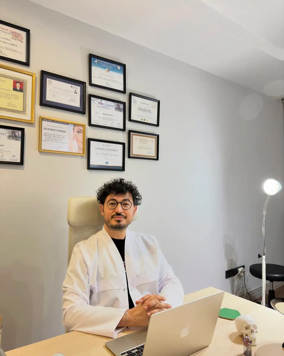 Dr.Mustafa Eray Erkek Klinik | Medikal Estetik-Dolgu & Botoks - Dudak Dolgusu - Mezoterapi & PRP - Sıvı Yüz Germe-Altın İğne