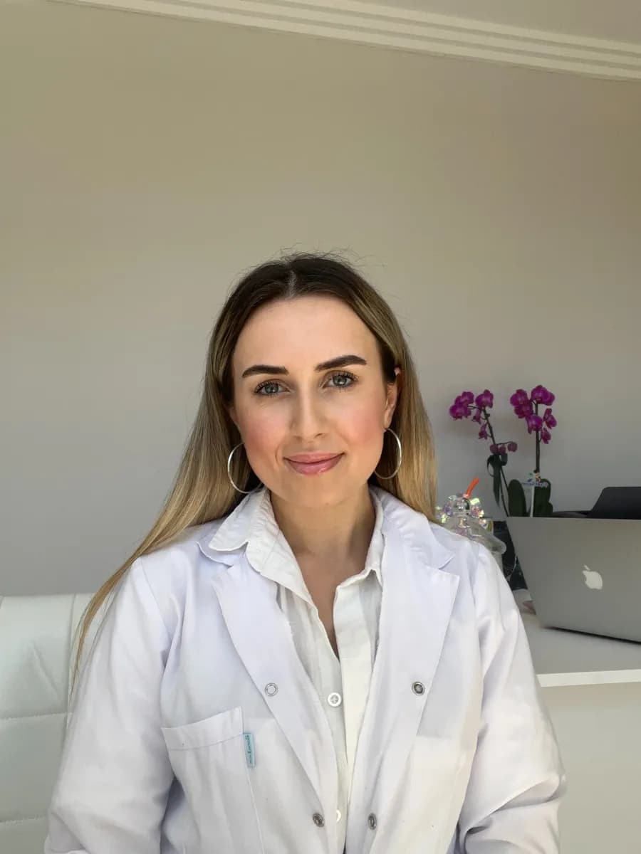 Diyetisyen Yaren BAŞ — Nutrition & Dietetics in Istanbul
