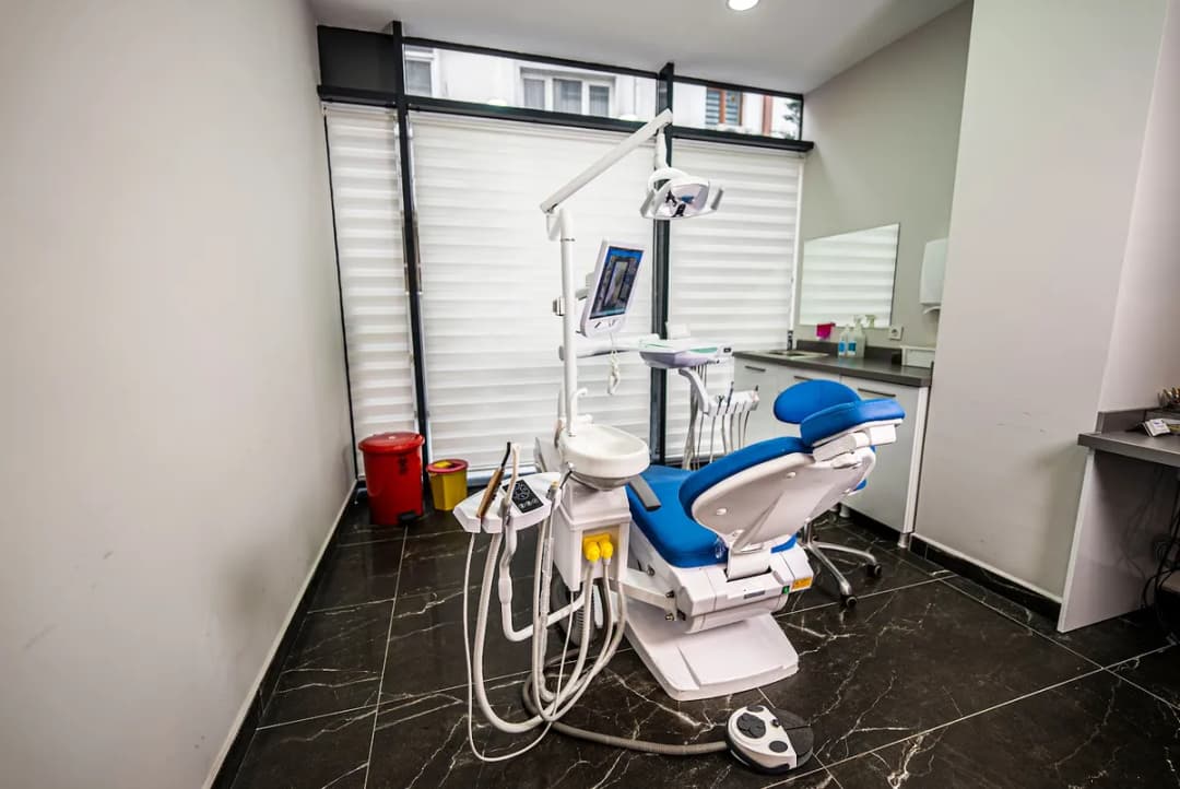 Nöbetçi Dişçi Ümraniye | Özbudent Ağız ve Diş Sağlığı Polikliniği — Dental Clinics in Istanbul