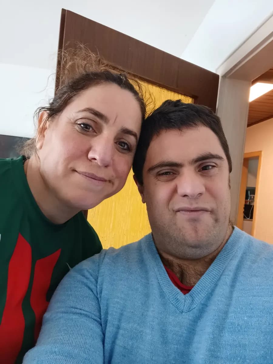 Dr. Fatma Özdemir — Mental Health & Psychology in Istanbul