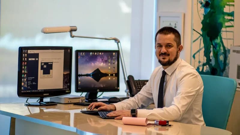 Dr. Öğr. Üyesi BURAK ÇAĞRI AKSU - Ortopedi ve Travmatoloji Uzmanı