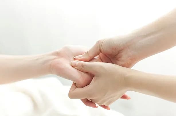 Fizyoterapi Ve Rehabilitasyon Rabia Solmaz — Physiotherapy & Rehabilitation in Istanbul