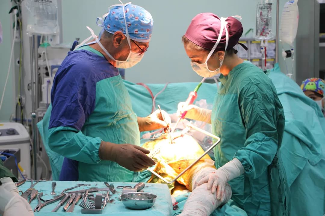 Orthopedic Surgery Center | Knee Prosthesis - Hip Prosthesis | The Best Doctor, Surgeon, Professor | in Istanbul, Turkey