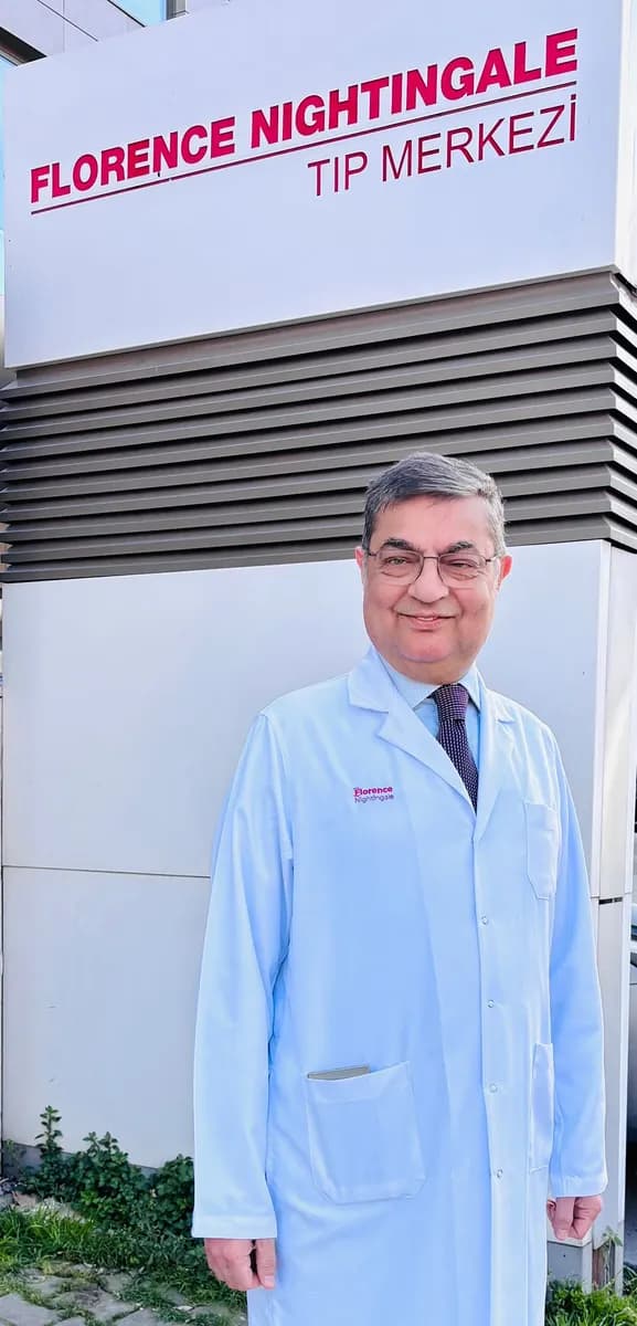 Dr. Hakan Özörnek Kadın Hastalıkları ve Tüp Bebek Uzmanı — Fertility & IVF in Istanbul