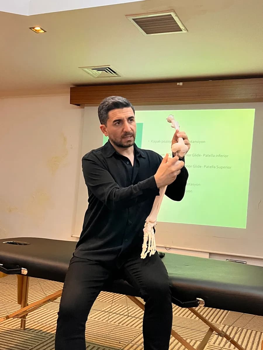 Dr. Fizyoterapist, Osteopat Fatih Emre Doğan — Physiotherapy & Rehabilitation in Istanbul