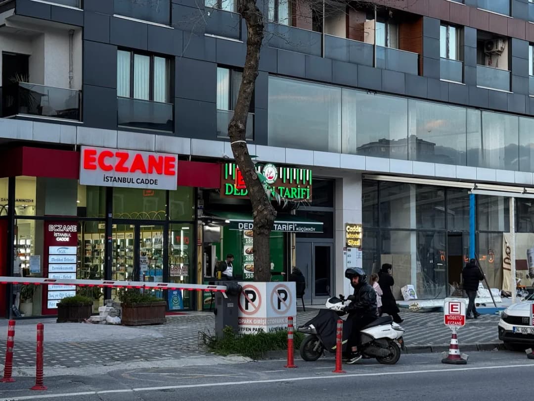 İstanbul Cadde Eczanesi — Pharmacies in Istanbul