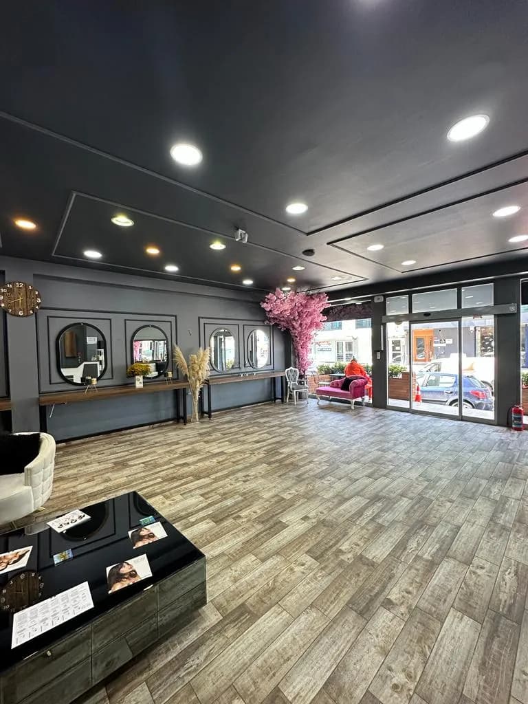 Esra&Nilüfer Beauty Center