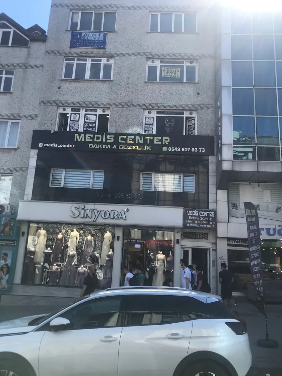 Medis Center Clinic Bayrampaşa Güzellik Salonu