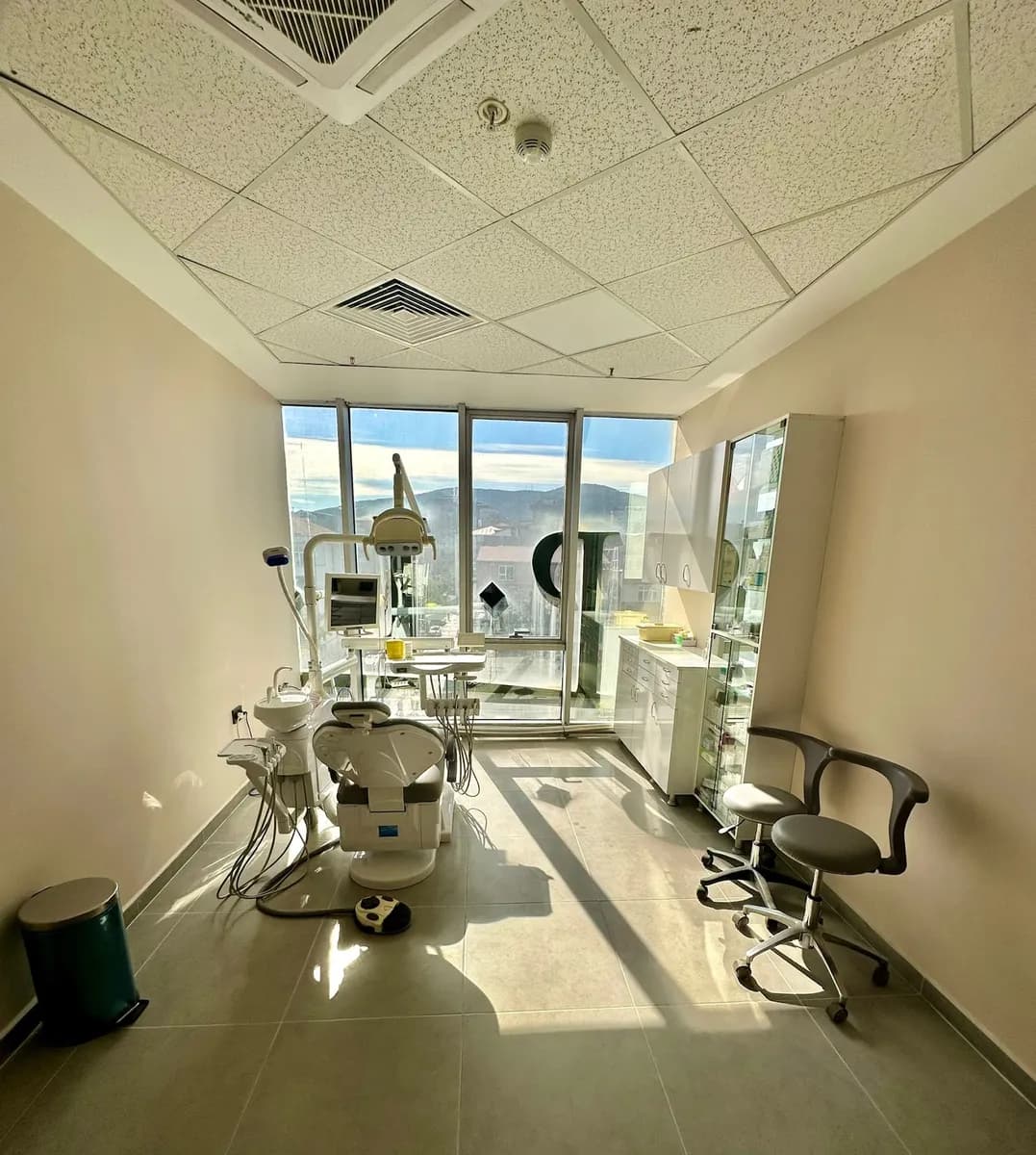 Diş Hekimi H.F.L.İçtem — Dental Clinics in Istanbul