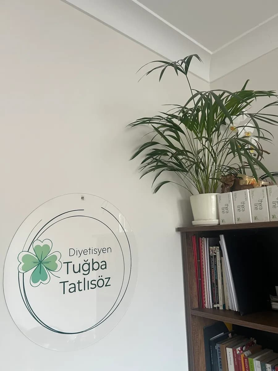 Diyetisyen Tuğba Tatlısöz — Nutrition & Dietetics in Istanbul
