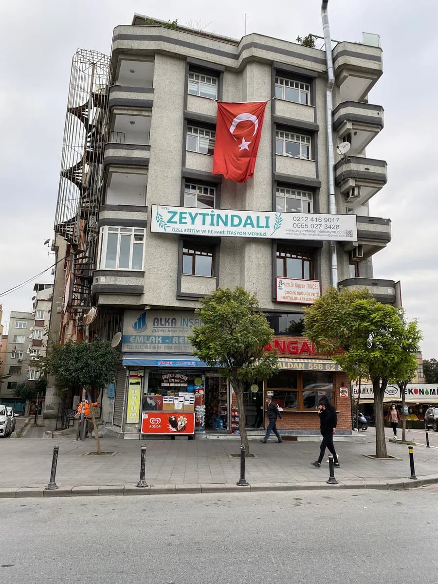 Ozel Menekseler Egitim Merkezi