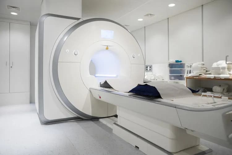 Emar Tomografi Görüntüleme ve Laboratuvar — Radiology & Imaging in Istanbul