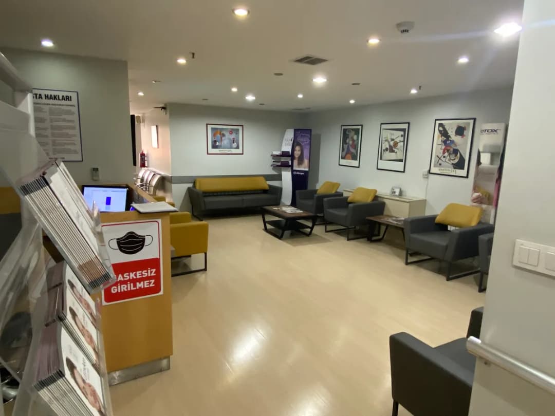 LeonART Clinic