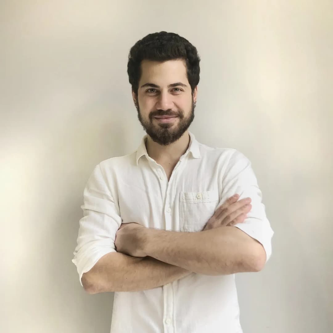 Karaca Klinik Fizyoterapist Alper Karaca Fizyoterapi Manuel Terapi Pilates Yoga — Physiotherapy & Rehabilitation in Istanbul