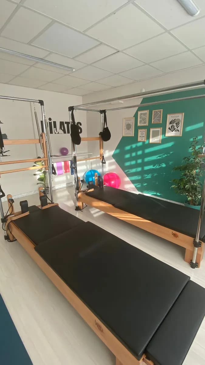 Fizyoterapist Selen Gümüş — Physiotherapy & Rehabilitation in Istanbul