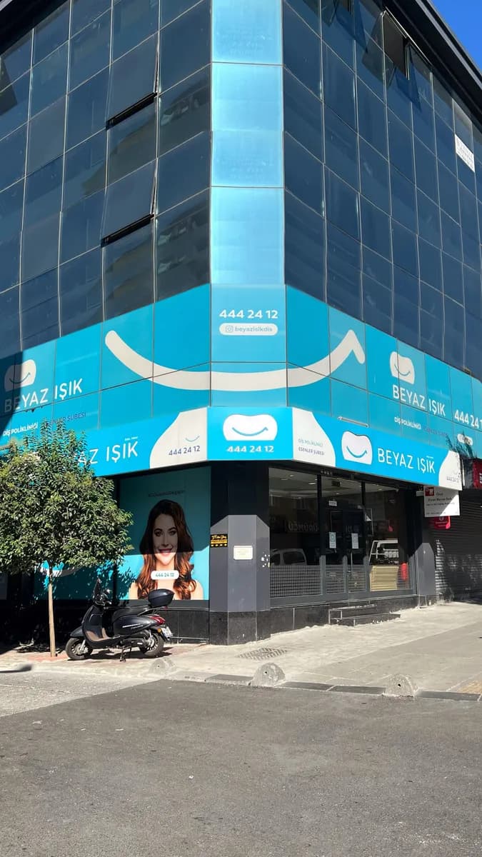 Beyaz Işık Diş Polikliniği Esenler — Dental Clinics in Istanbul