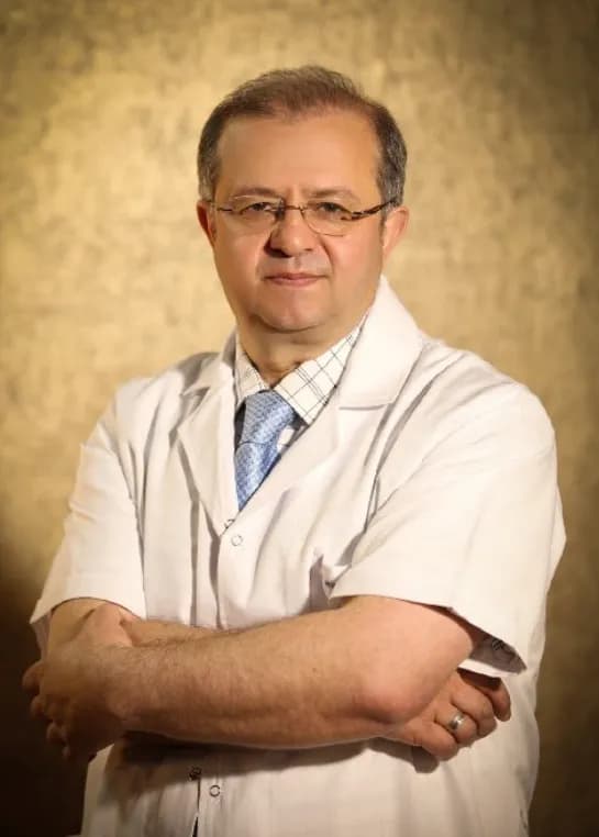 Prof.Dr. Levent Bayam İstanbul Ortopedi, Travmatoloji, Artroplasti ve Artroskopi — Orthopedics & Sports Medicine in Istanbul