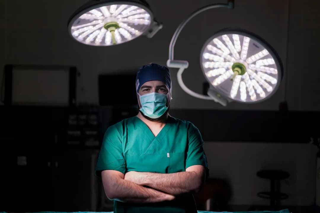 Op. Dr. Atakan Ezici | Ortopedi Operatör Doktor | Ortopedik Cerrah — Orthopedics & Sports Medicine in Istanbul
