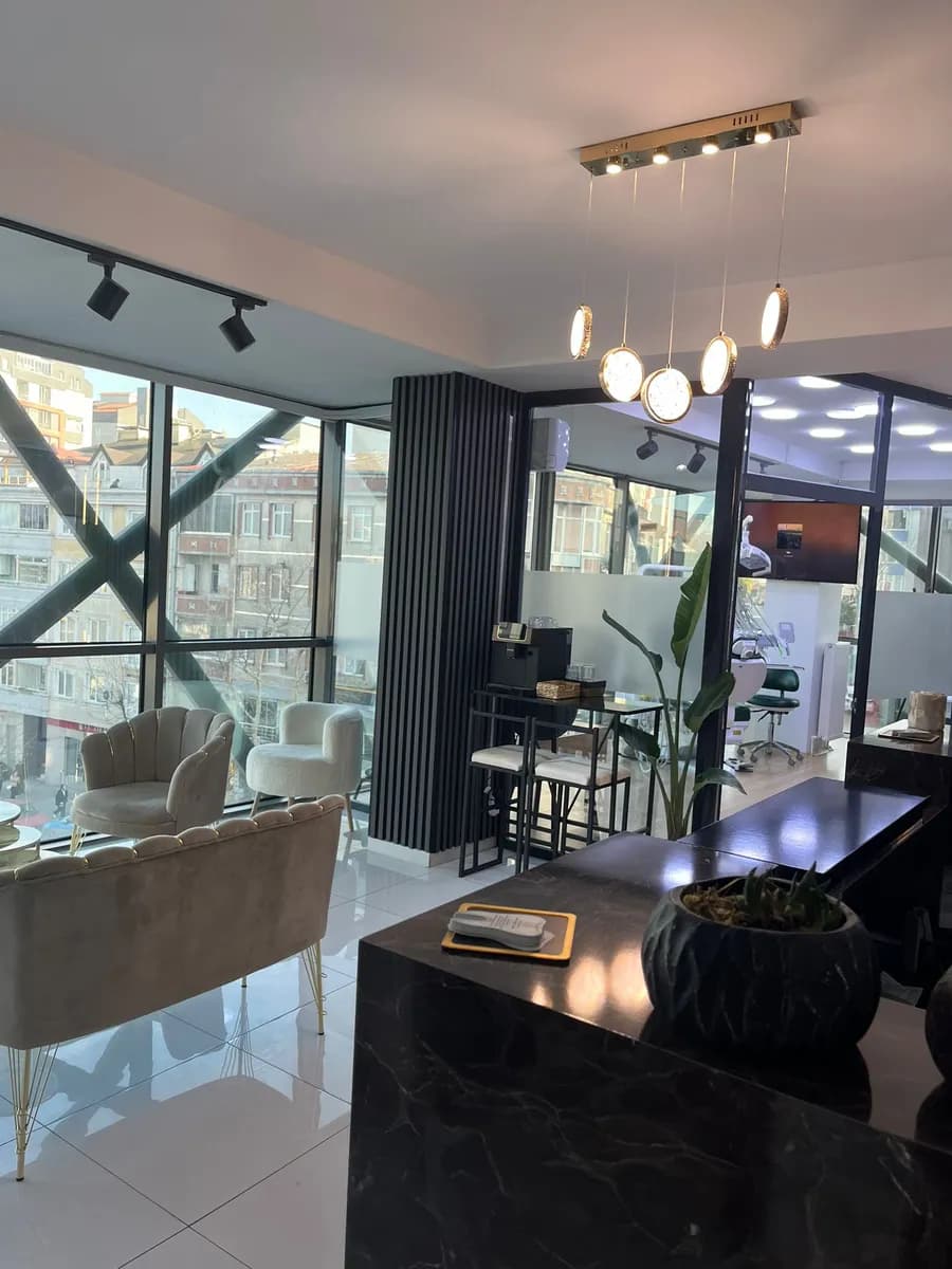 Elif Yılmaz Cinik Dental Clinic — Dental Clinics in Istanbul