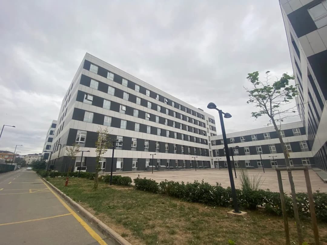 Sancaktepe Şehit Dr. İlhan Varank Eğitim ve Araştırma Hastanesi Çocuk Acil