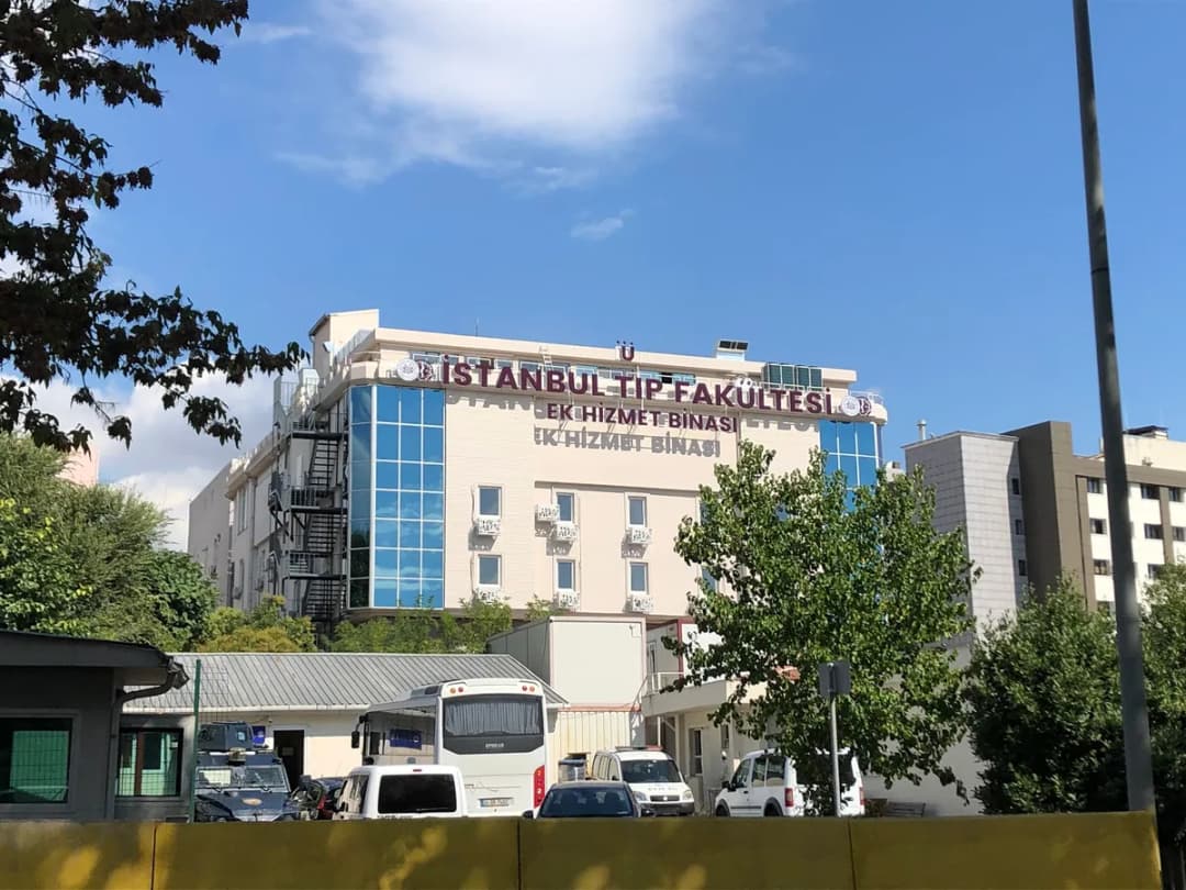 İstanbul Tıp Fakültesi Ek Binası