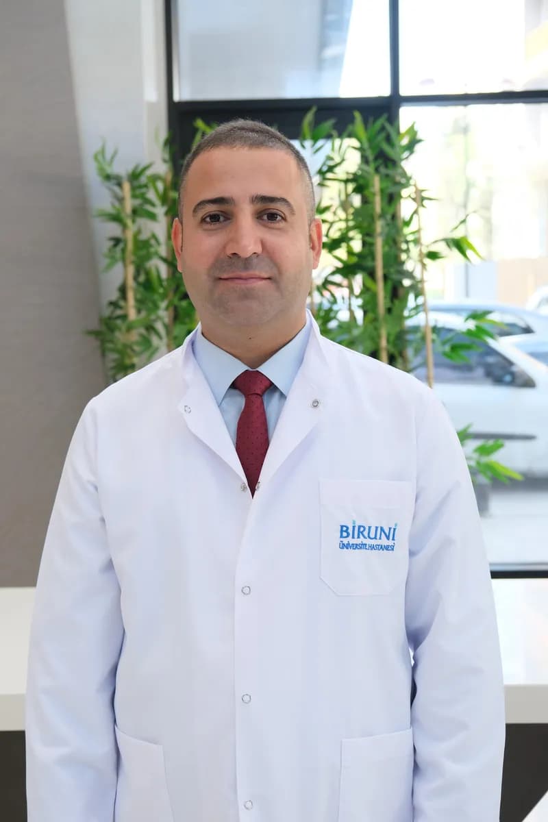 Doç.Dr. Suat Batar - Ortopedi ve Travmatoloji, Ayak & Ayak Bileği Cerrahisi — Orthopedics & Sports Medicine in Istanbul