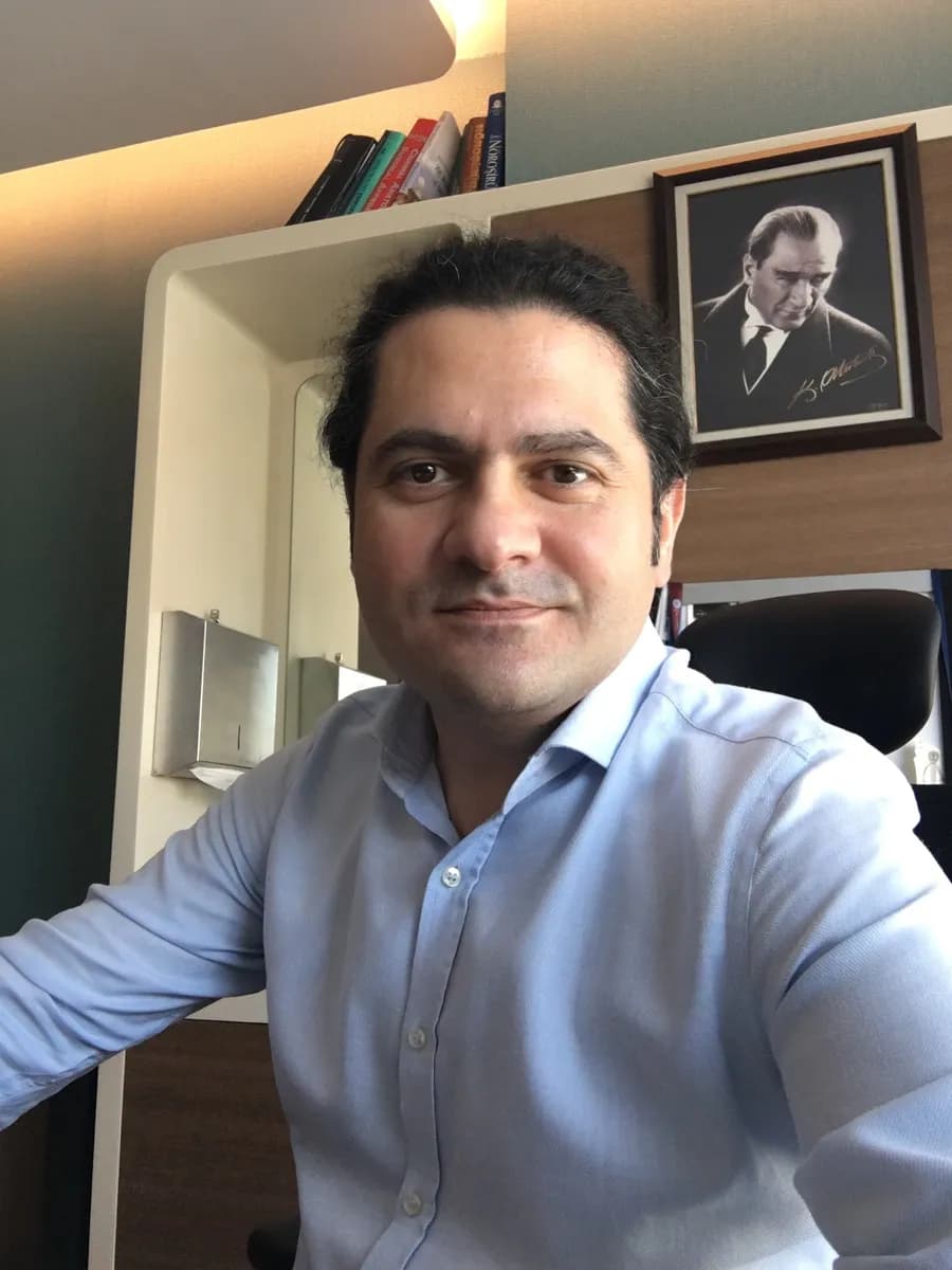 Dr. Öğr. Üyesi Türker Karancı, Beyin Ve Sinir Cerrahisi