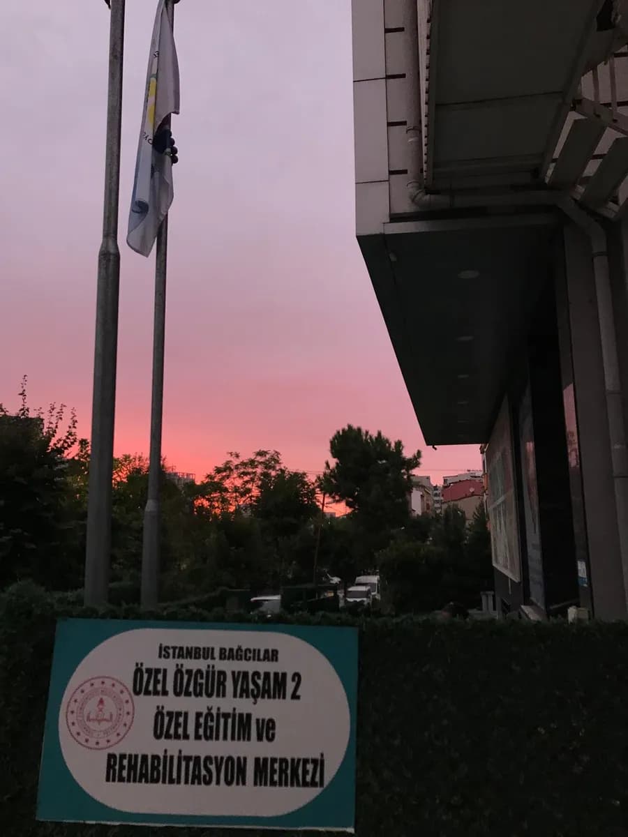 Özel Özgür Yaşam 2 Özel Eğitim Ve Rahabilitasyon Merkezi — Physiotherapy & Rehabilitation in Istanbul