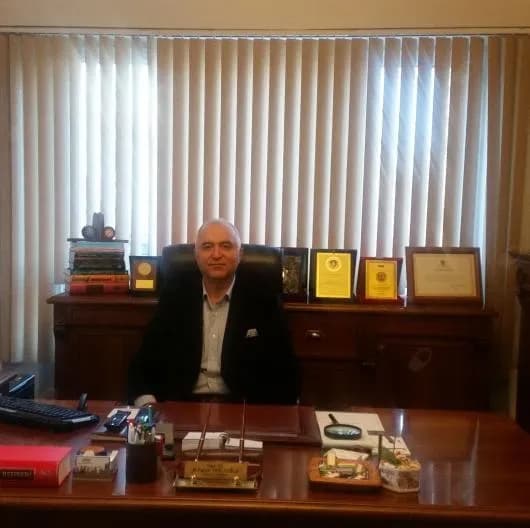 Op. Dr. Faruk Yerlioğlu, Üroloji — Urology in Istanbul