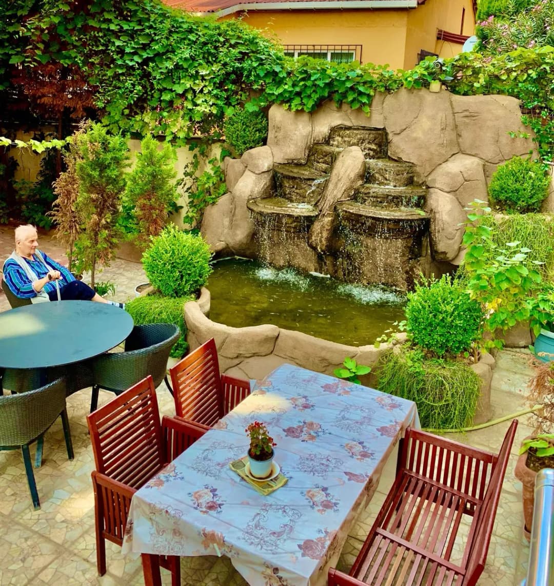 Pendik Akbal Yaşlı Bakım Merkezi