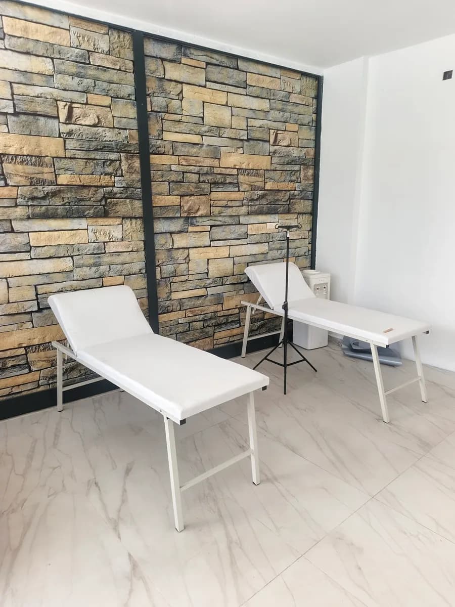 Sağlık Kabini Serum Pansuman Enjeksiyon